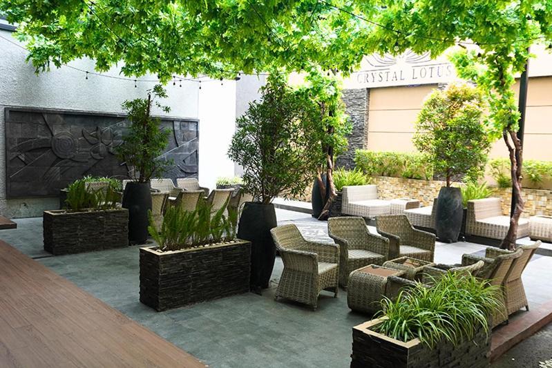 Crystal Lotus Hotel Yogyakarta Melati Exterior foto