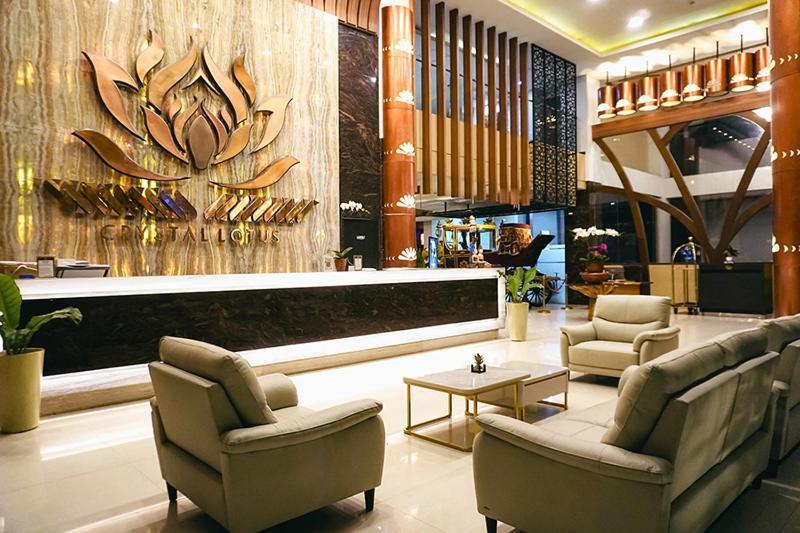 Crystal Lotus Hotel Yogyakarta Melati Exterior foto